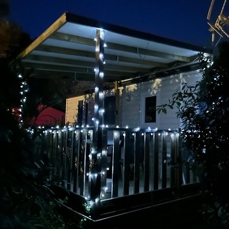 Mobil-Home Au Pied Du Luberon ลาโรคด็องเตรง ภายนอก รูปภาพ